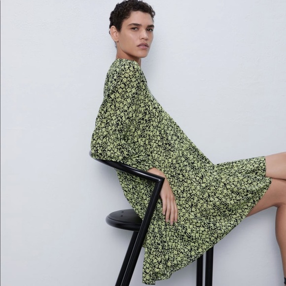 🍁HP🍁Zara Flowy Printed Dress - Picture 3 of 6